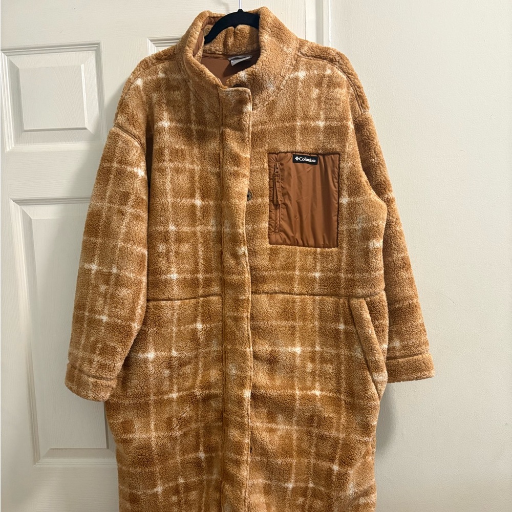 Columbia Tan Fleece Coat with Pocket